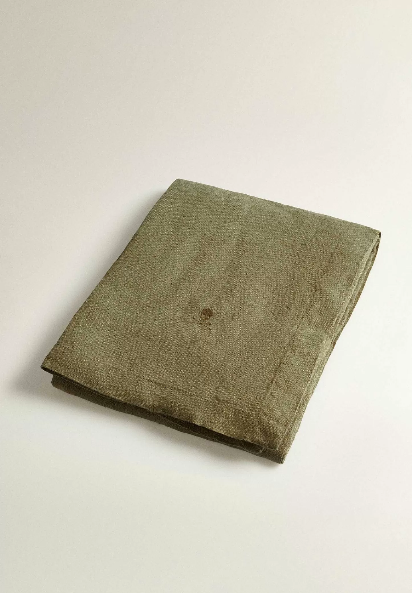 Fashion Scalpers Mantel Lino Tintado
